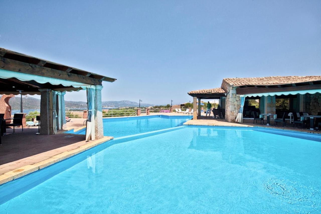 Isa-Residence With Swimming-Pool In Porto Rotondo At Only 500 M From The Beach Exterior photo